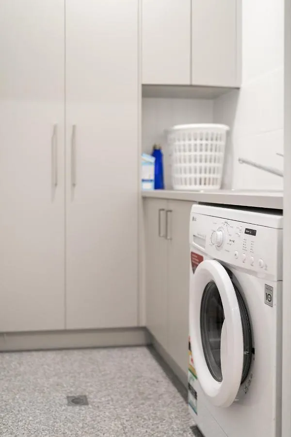 Modern Share House, Private Room With Single Bed, 4Km To Beach Oaklands Park Homestay
